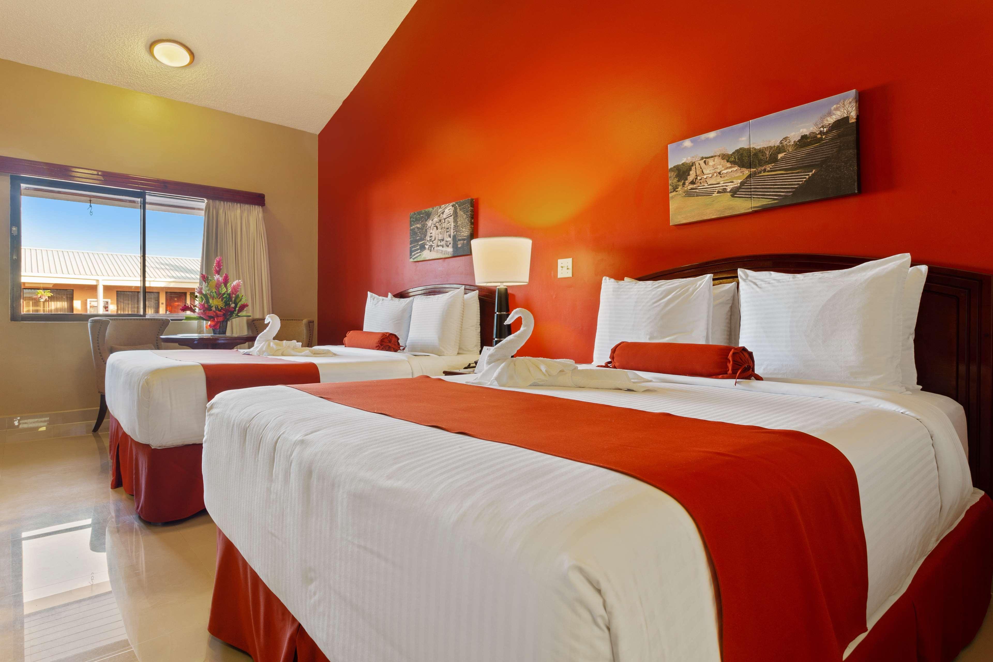 Best Western Plus Belize Biltmore Plaza Belize City Exterior foto