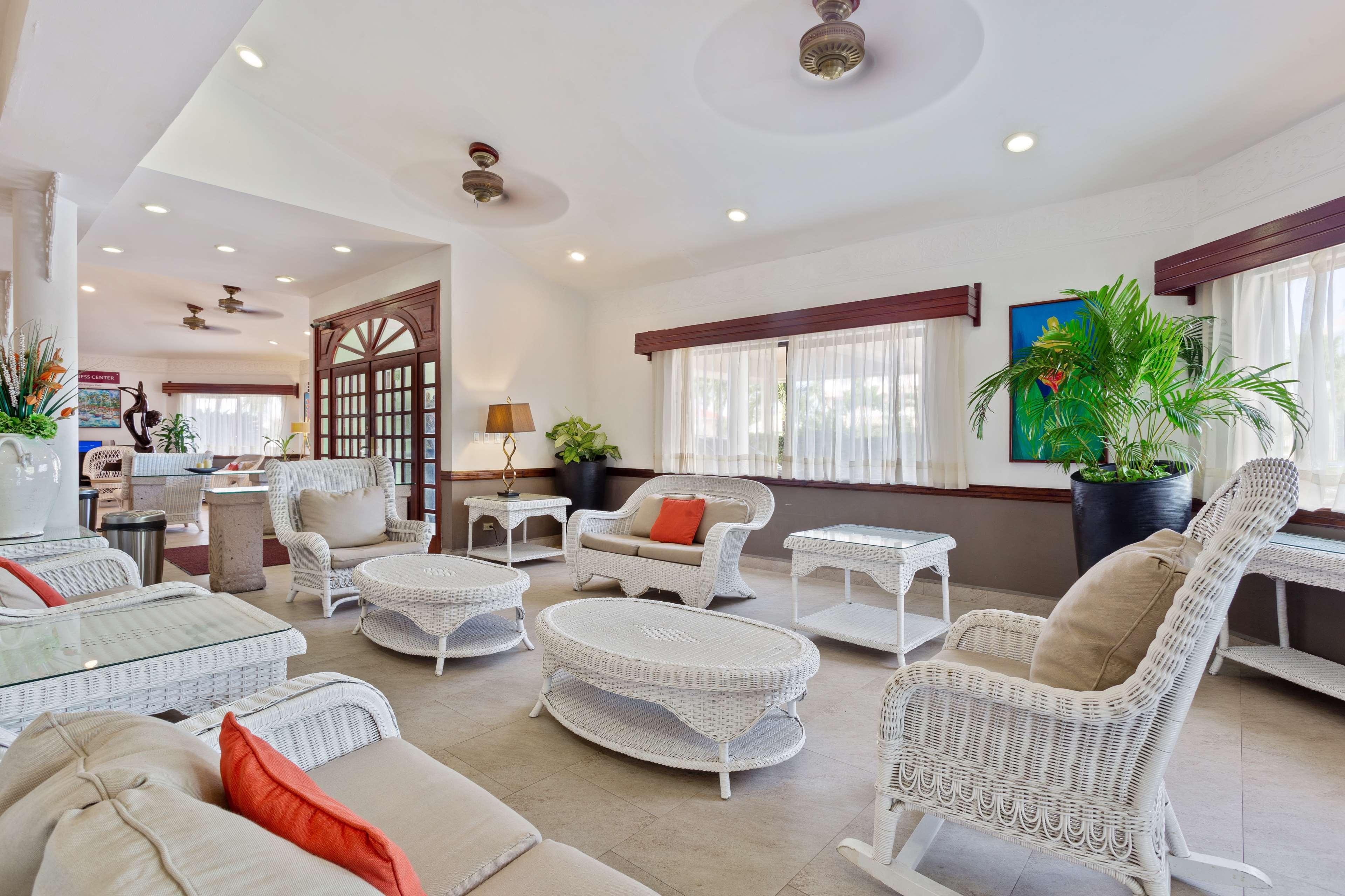 Best Western Plus Belize Biltmore Plaza Belize City Exterior foto