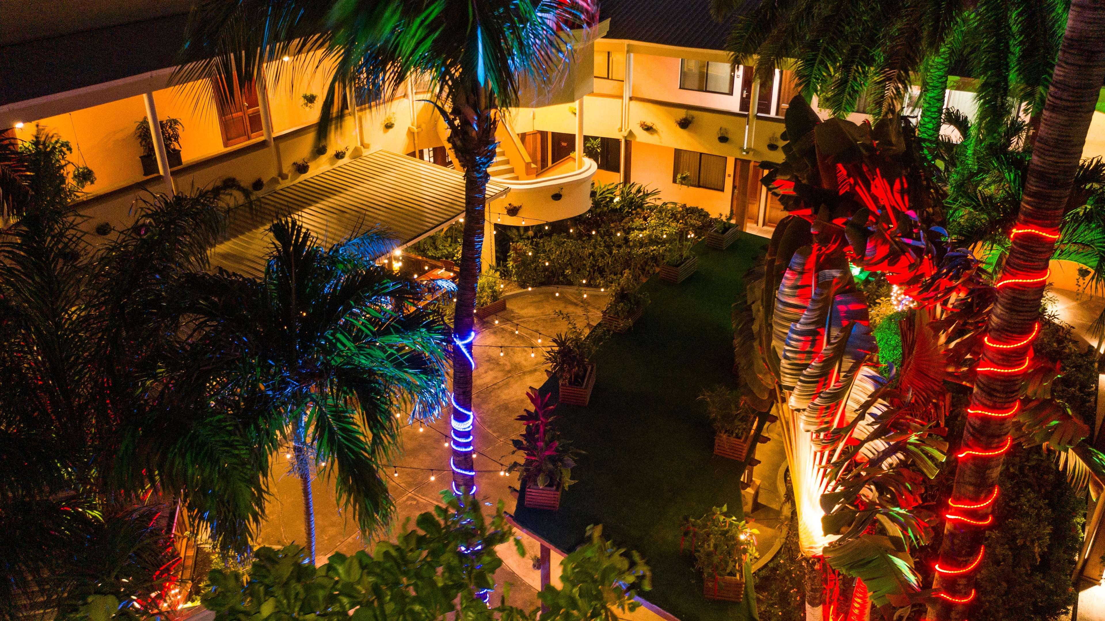 Best Western Plus Belize Biltmore Plaza Belize City Exterior foto