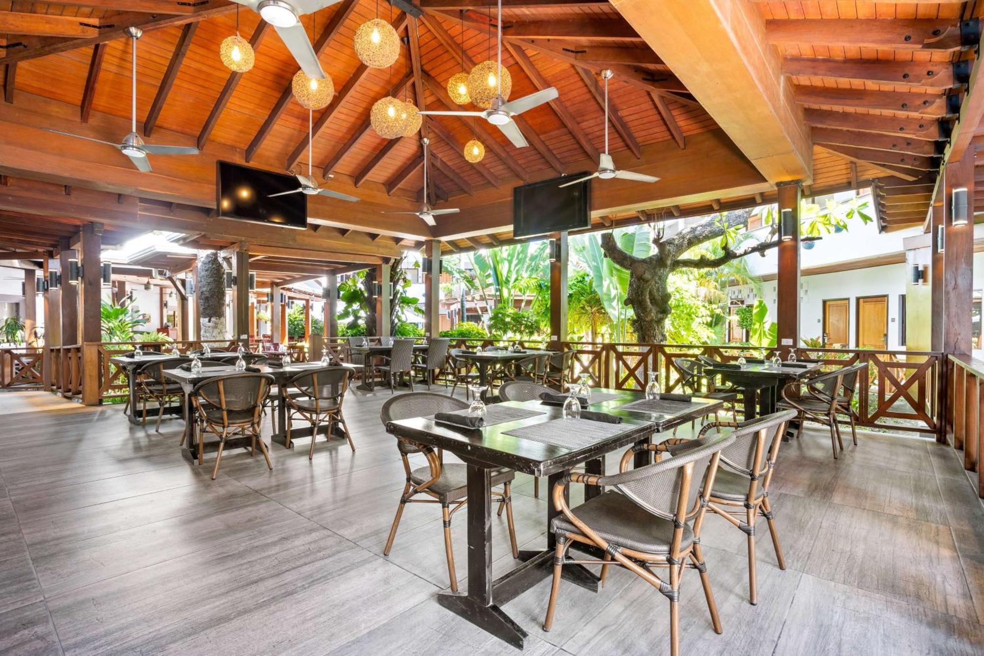 Best Western Plus Belize Biltmore Plaza Belize City Exterior foto